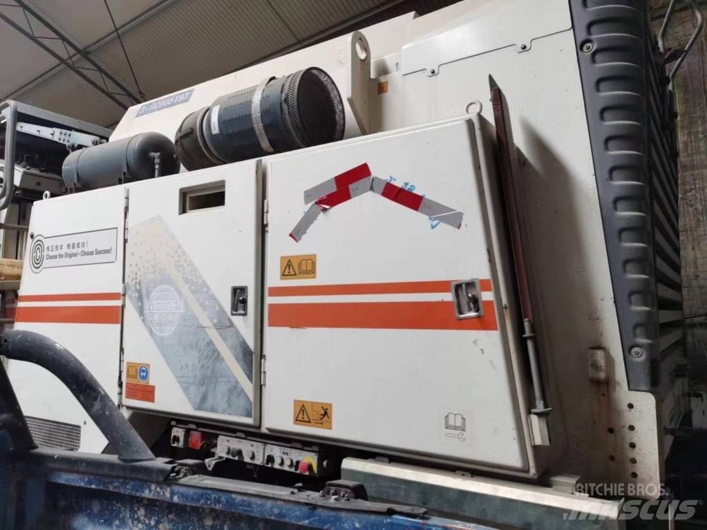 Wirtgen W2000 Asfaltskallfräsmaskiner