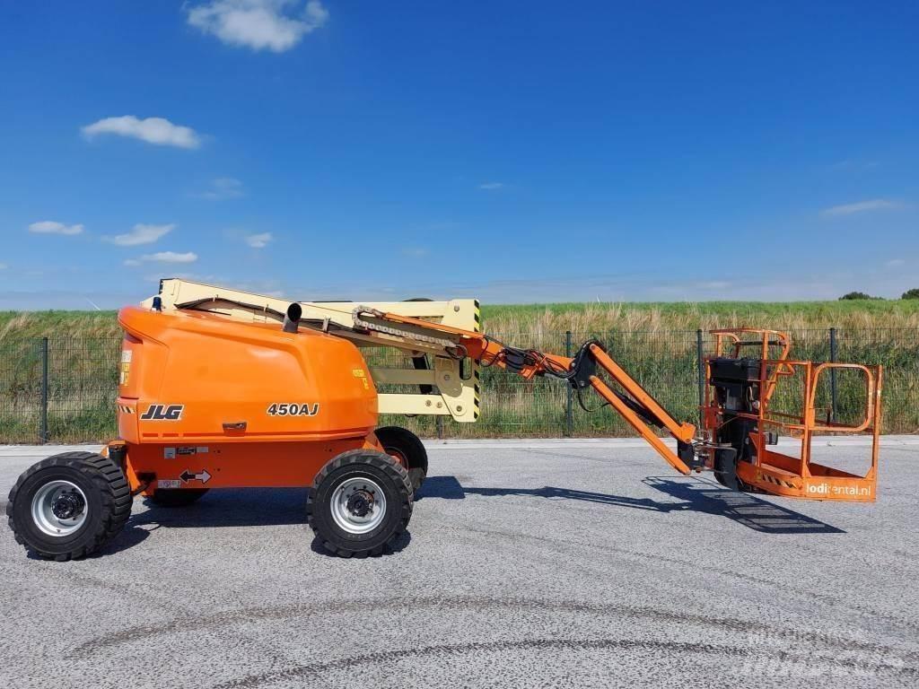 JLG 450 AJ Bomliftar