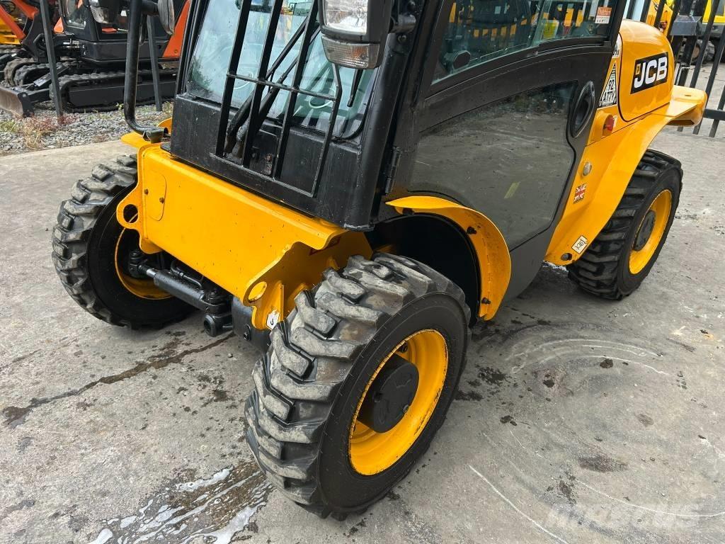 JCB 520-40 Teleskoplastare