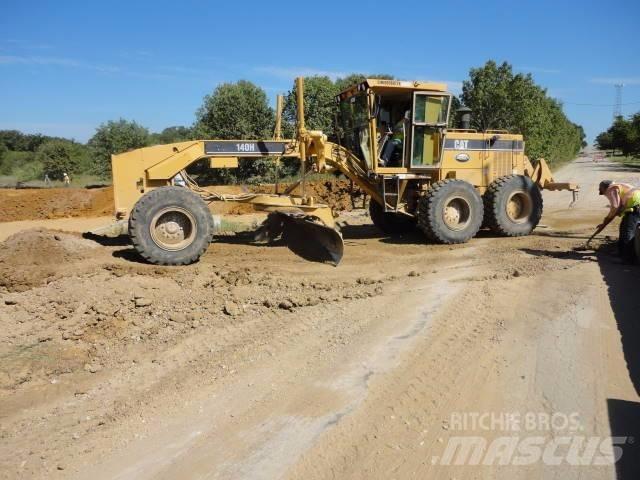 CAT 140H Väghyvlar