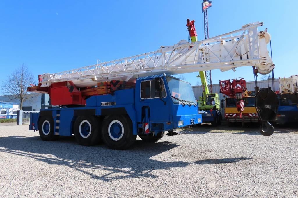 Liebherr LTM 1050-1 Allterrängkranar