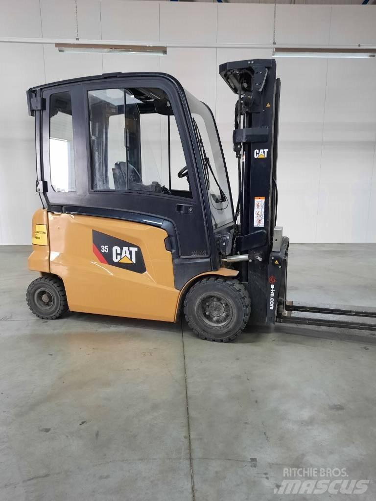 CAT EP35N Elmotviktstruckar