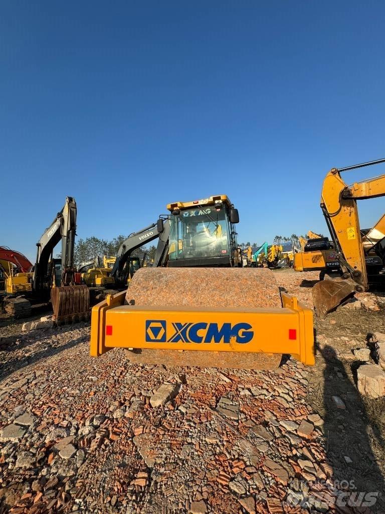 XCMG XS 263 J Envalsvältar