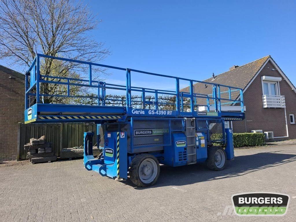 Genie GS4390 RT Saxliftar
