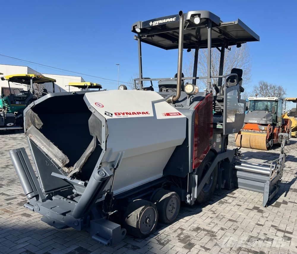 Dynapac SD 1800 W Asfaltsläggningsmaskiner