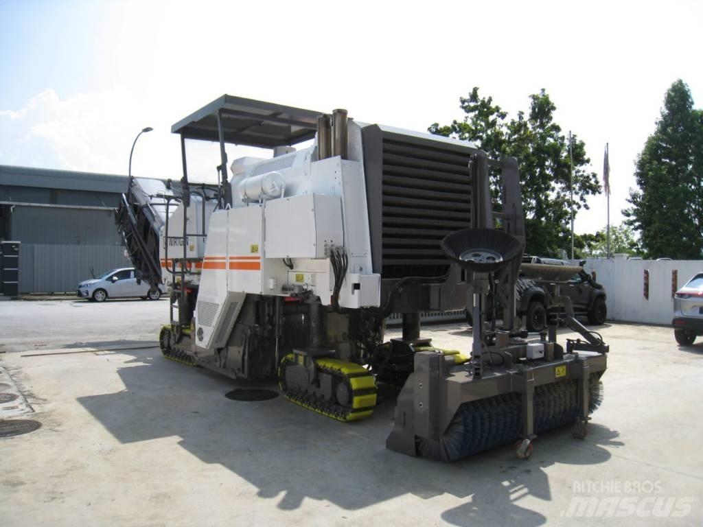 Wirtgen W1900 Asfaltskallfräsmaskiner