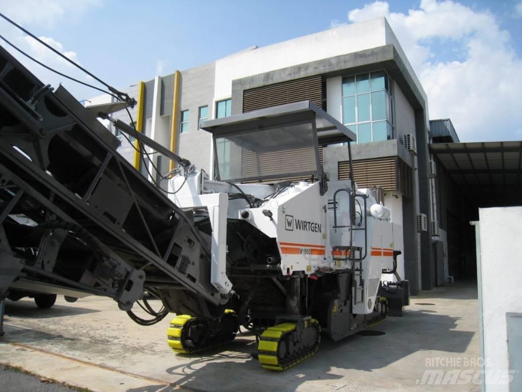 Wirtgen W1900 Asfaltskallfräsmaskiner