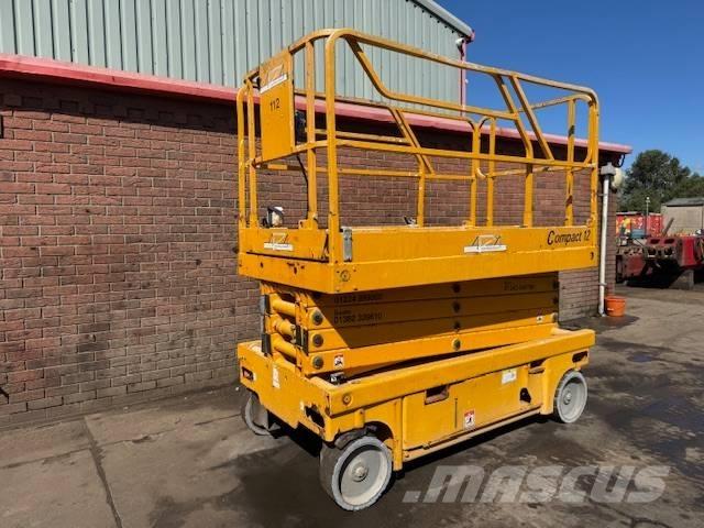 Haulotte Compact 12 Saxliftar