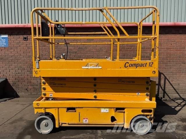 Haulotte Compact 12 Saxliftar