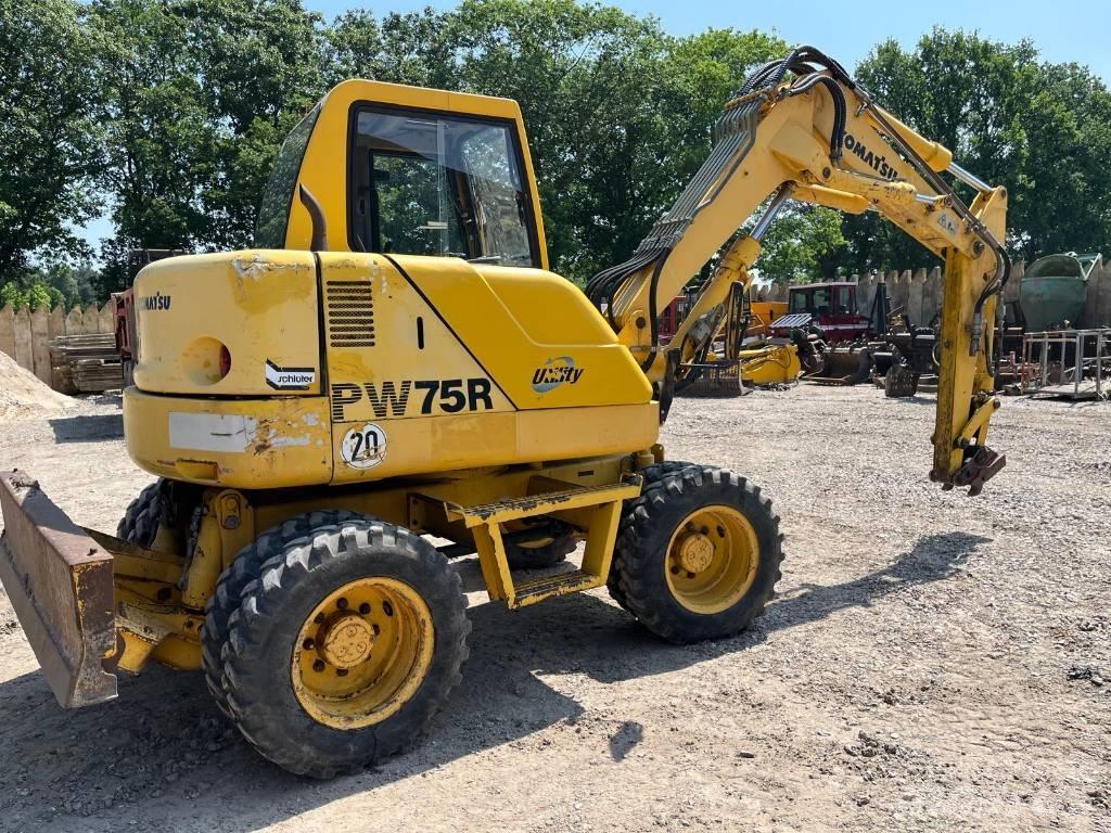 Komatsu PW 75 R Hjulgrävare