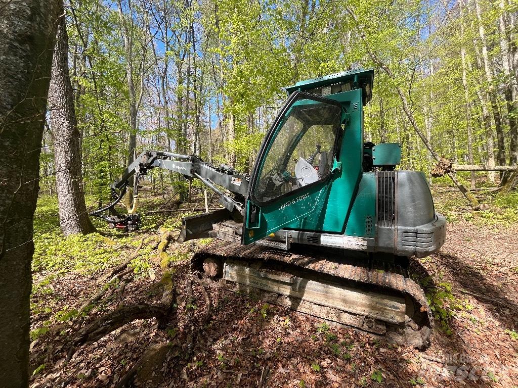 Neuson 9002 HV Skördare