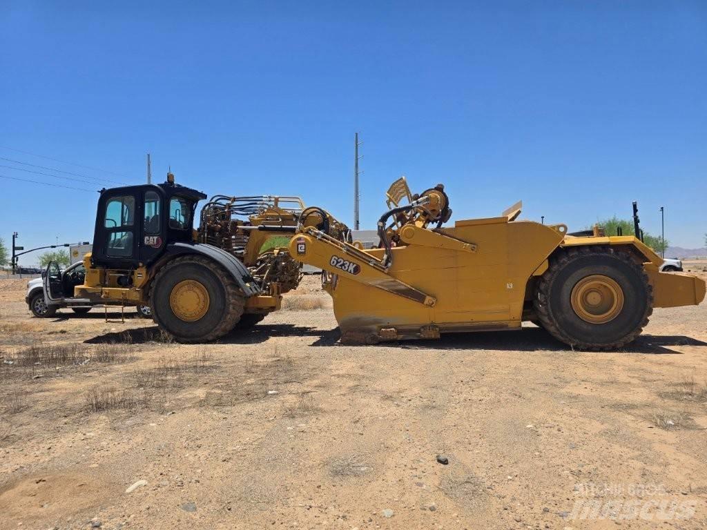 CAT 623K Schaktvagnar