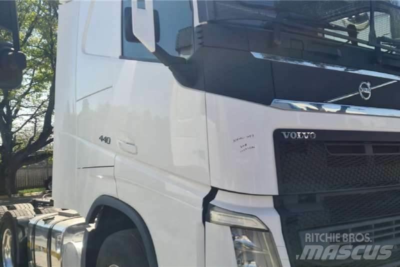 Volvo FH 440 Övriga bilar