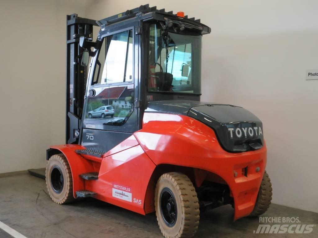 Toyota 9FBM70T Elmotviktstruckar