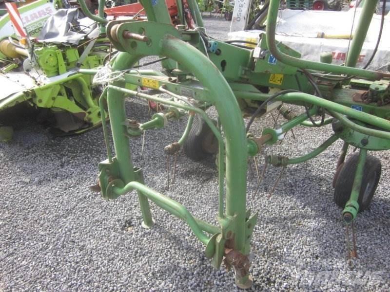 Krone KW 7.70 6x7 Vändare och luftare