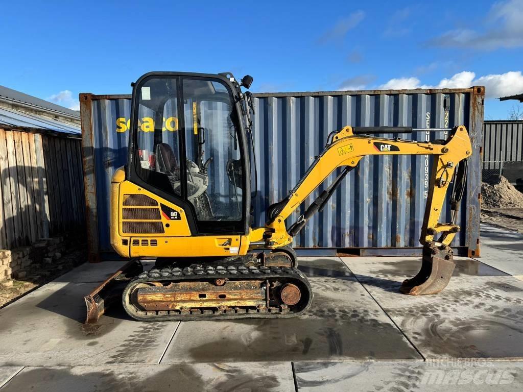 CAT 302.4 D Minigrävare < 7t
