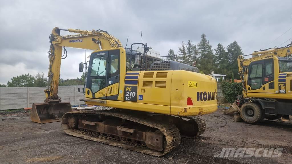 Komatsu PC210 LCi‑10 Bandgrävare