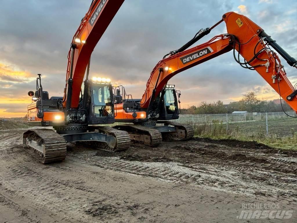 Doosan DX 255 Bandgrävare