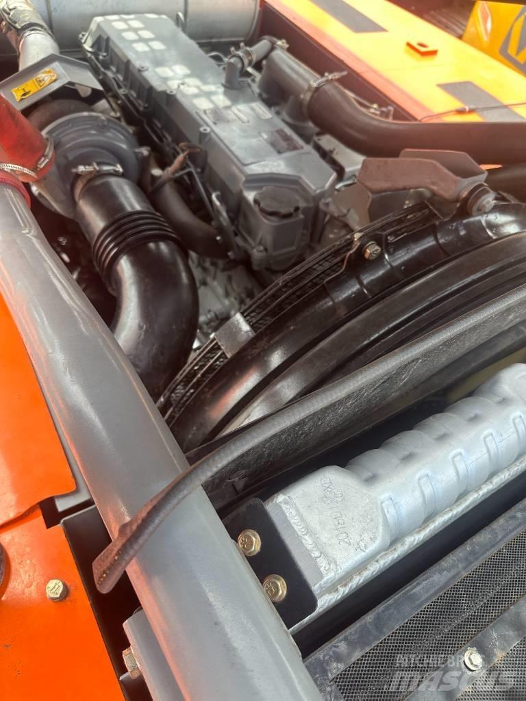 Hitachi ZX 350 Bandgrävare