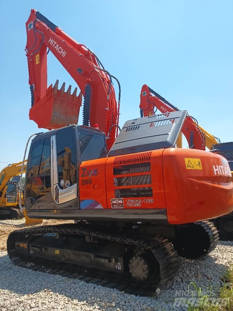 Hitachi ZX 200 Midigrävmaskiner 7t - 12t