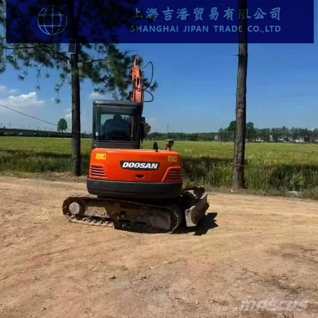 Doosan DH 60 Minigrävare < 7t