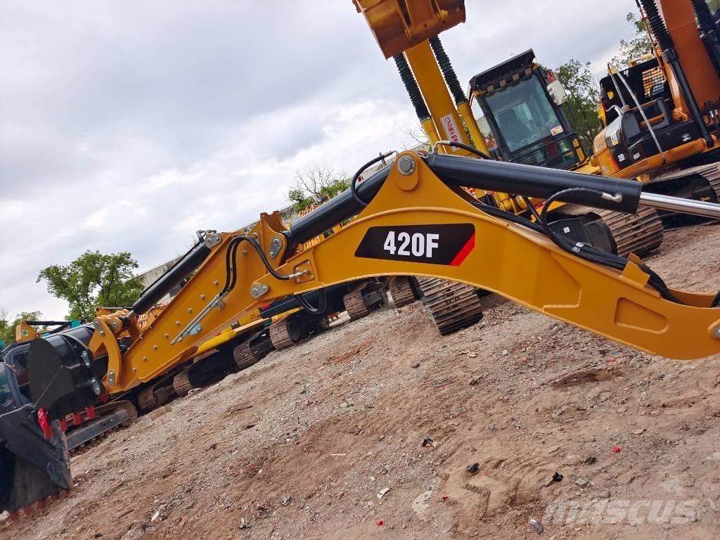 CAT 420 F Grävlastare