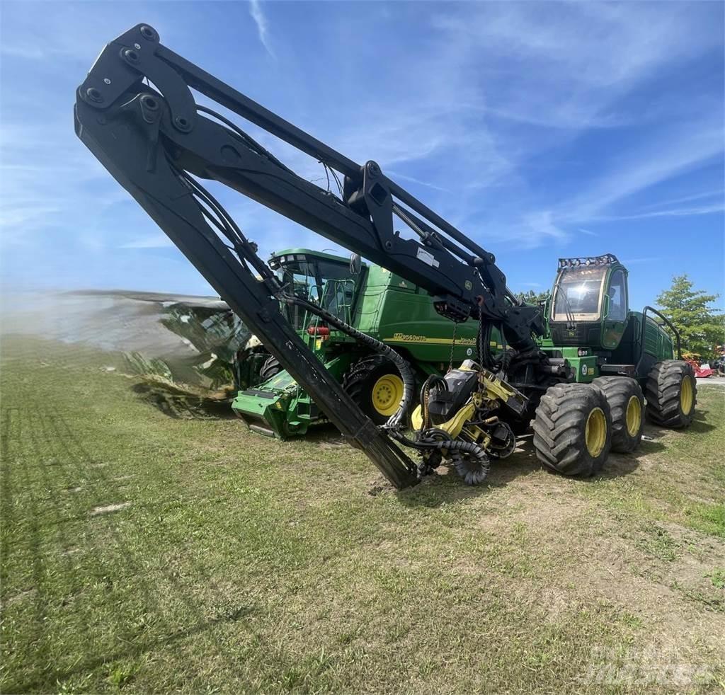 John Deere 1270 E Skördare