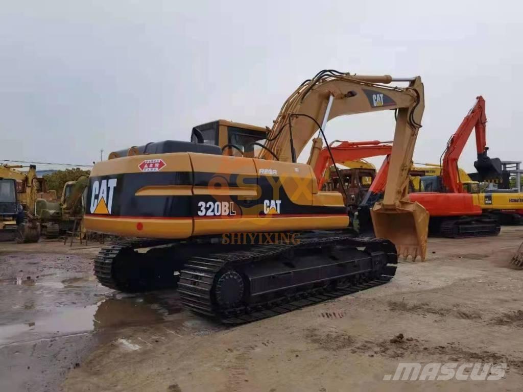 CAT 320 B Bandgrävare