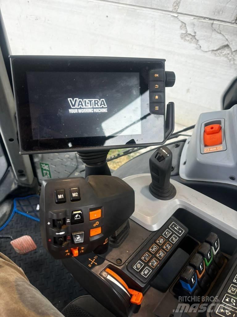 Valtra T 254 V Traktorer