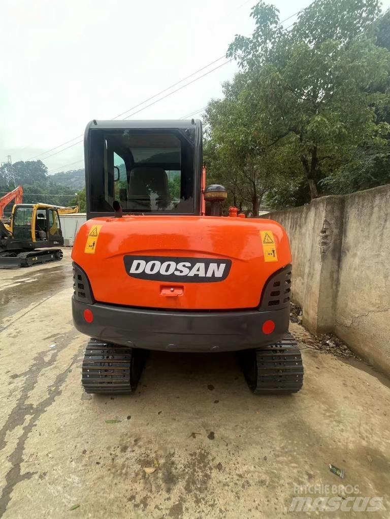 Doosan DH 60-7 Minigrävare < 7t