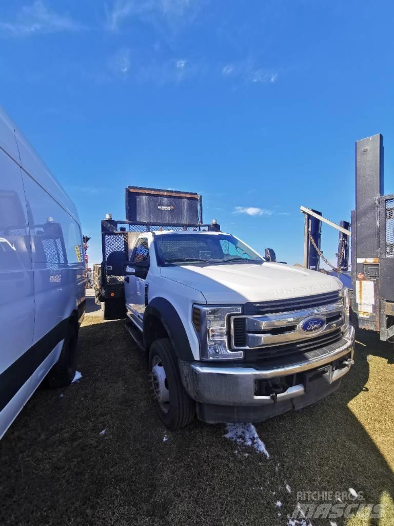 Ford F 550 XLT Flakbilar