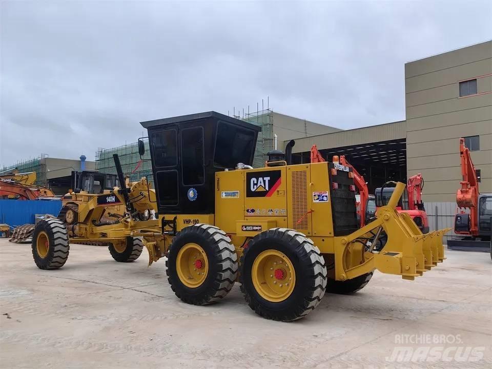 CAT 140 H Väghyvlar