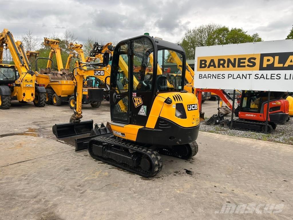 JCB 8026 CTS Minigrävare < 7t