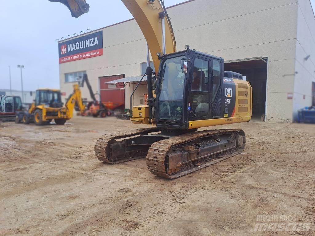 CAT 323FLN IHC Bandgrävare