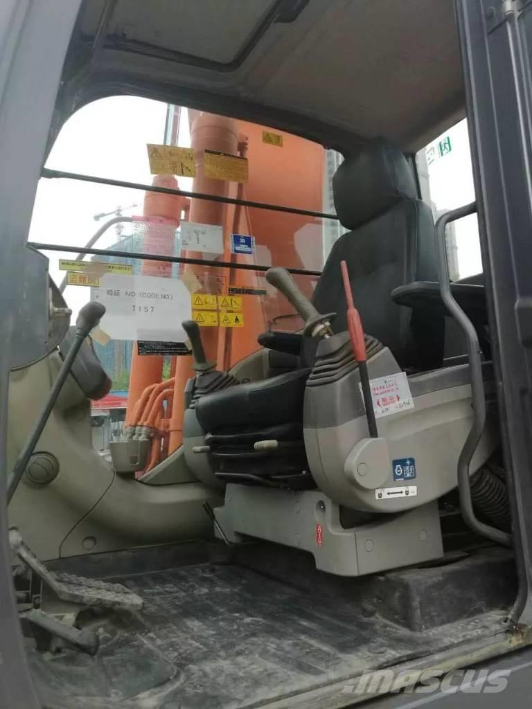 Hitachi zx200 Bandgrävare