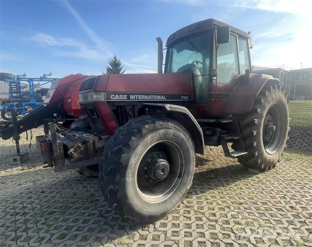 Case IH 7140 Traktorer