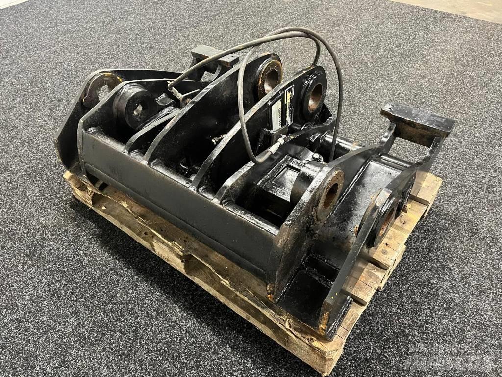 CAT 938 K/M SW2006 Redskapsfäste/ adaptrar