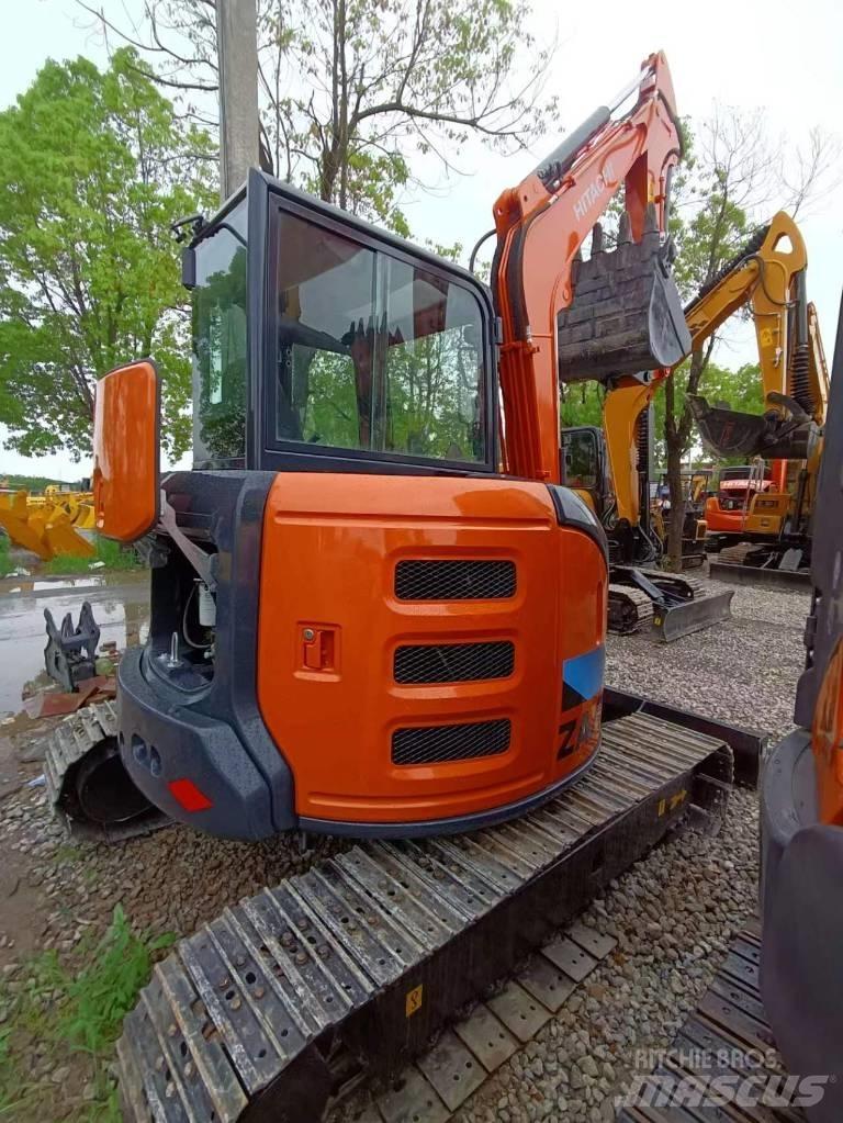 Hitachi ZX 55 UR Minigrävare < 7t