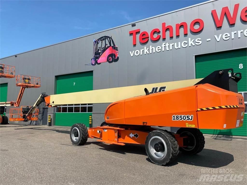 JLG 1850SJ Teleskop bomliftar