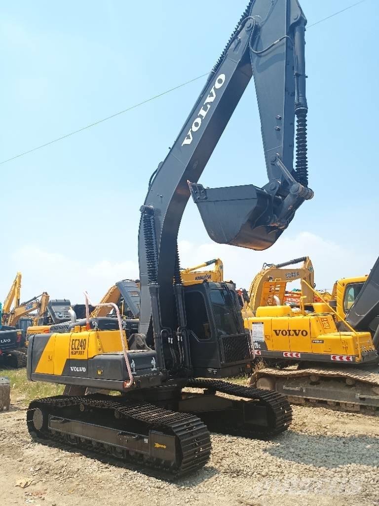 Volvo EC 240 Bandgrävare