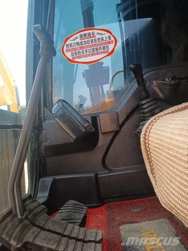 Volvo EC 240 Bandgrävare