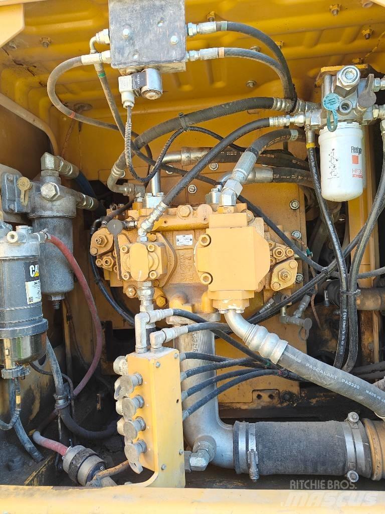 CAT 320 EL Bandgrävare