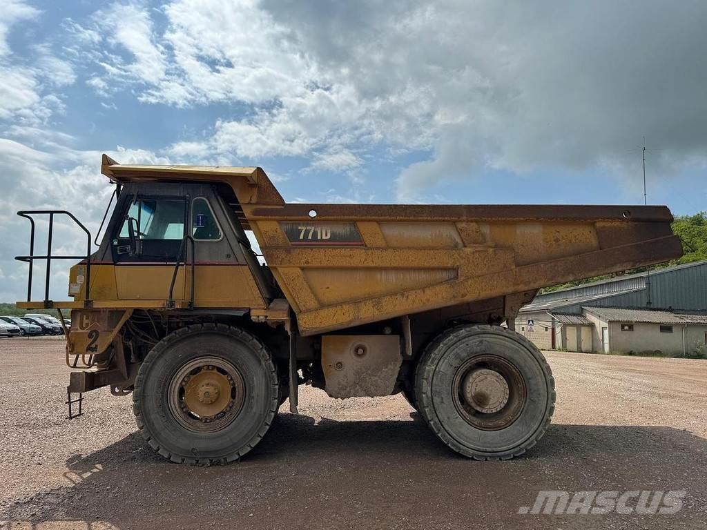 CAT 771D Minidumprar