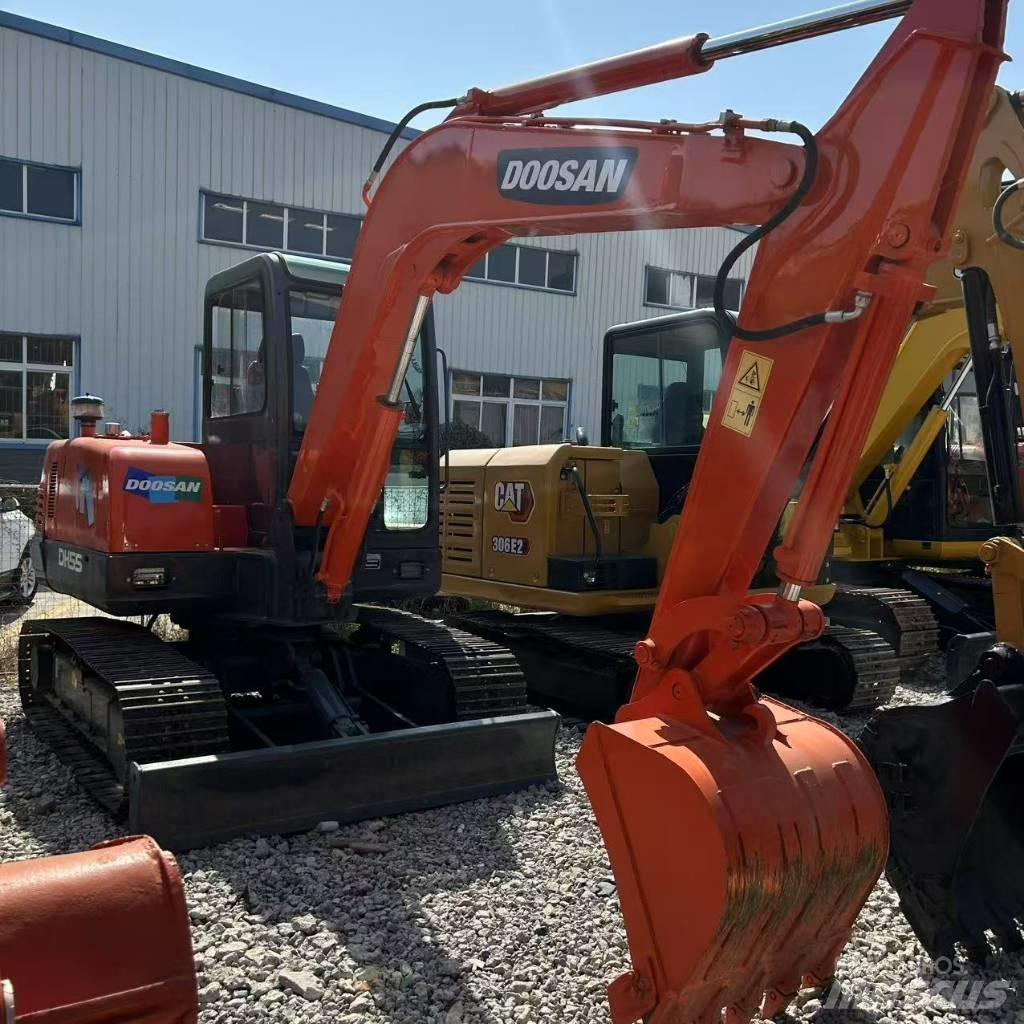 Doosan 55 Bandgrävare