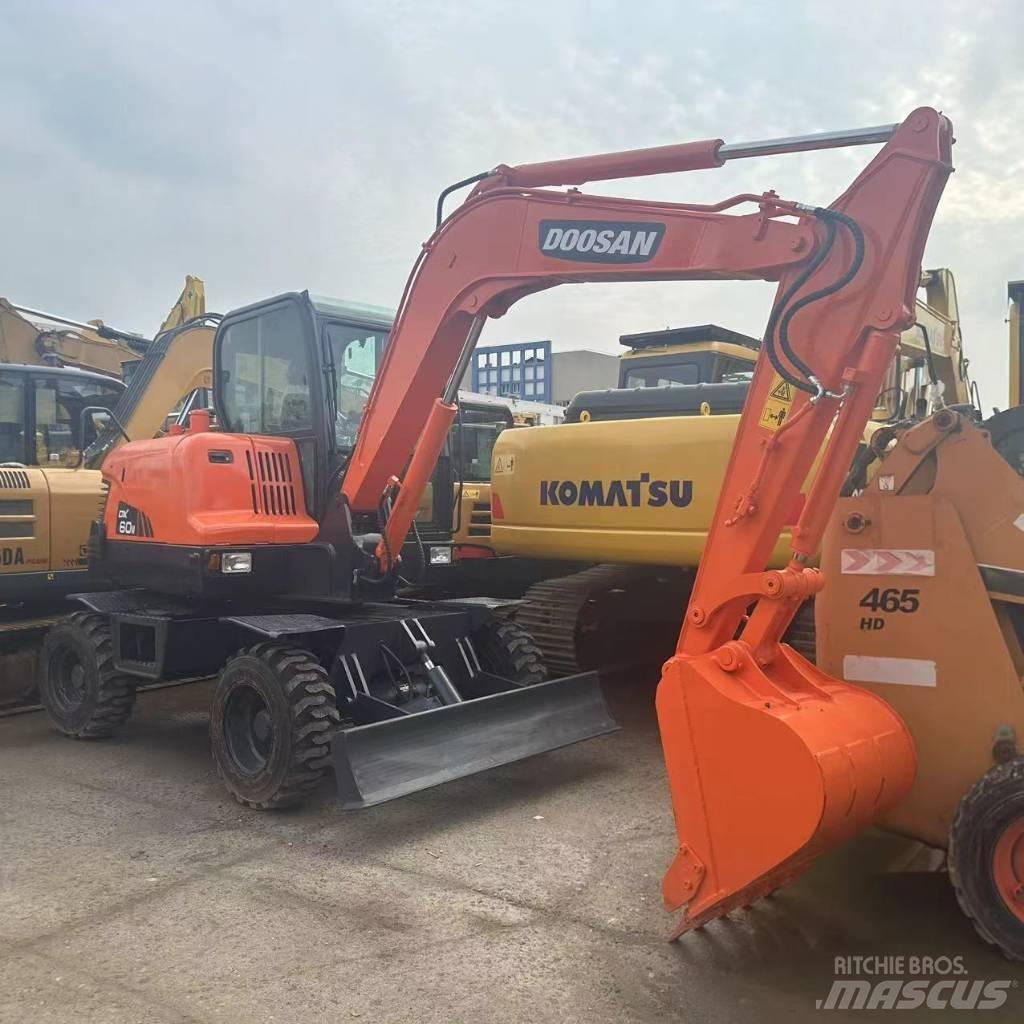 Doosan DX60W Hjulgrävare