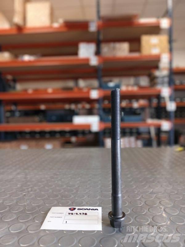 Scania SCREW 2212238 Motorer
