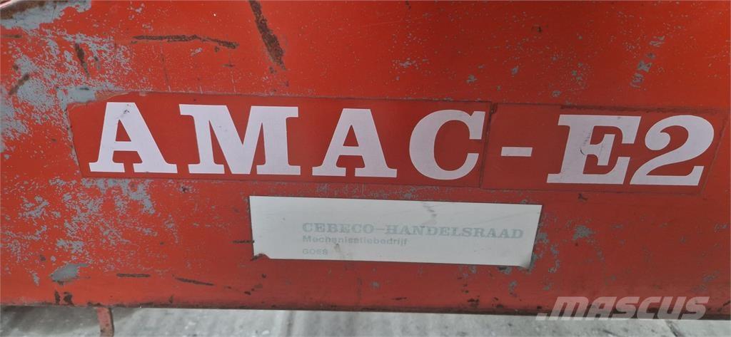 Amac E2 uienlader Potatisupptagare och potatisgrävare