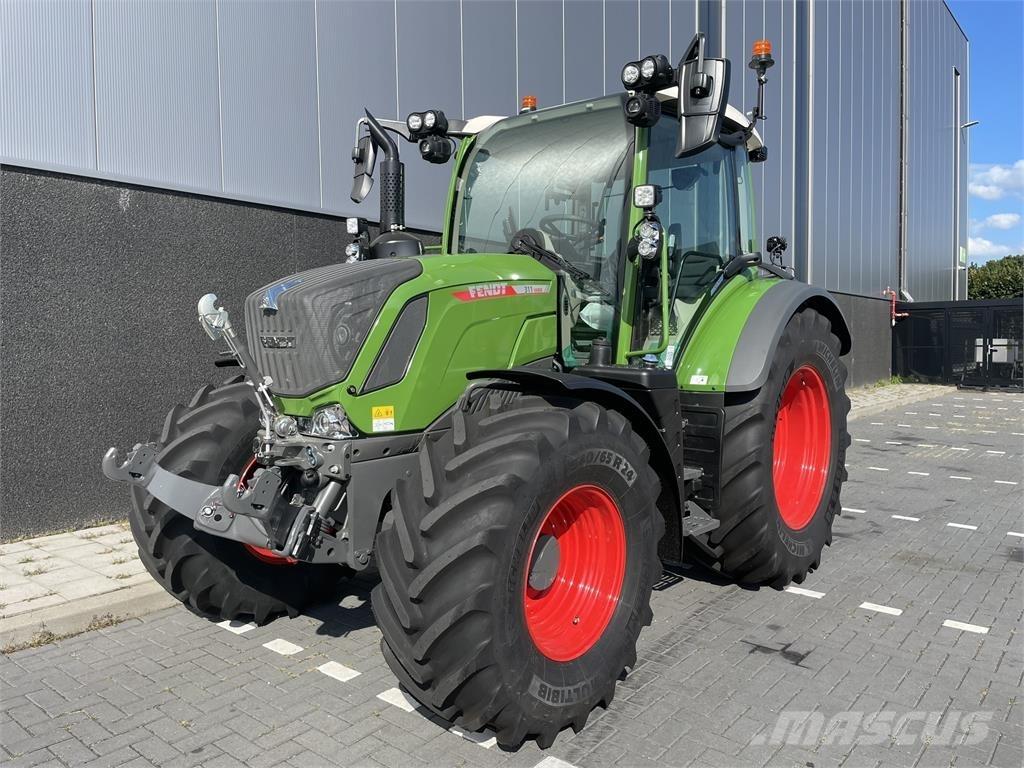 Fendt 311 Profi Traktorer
