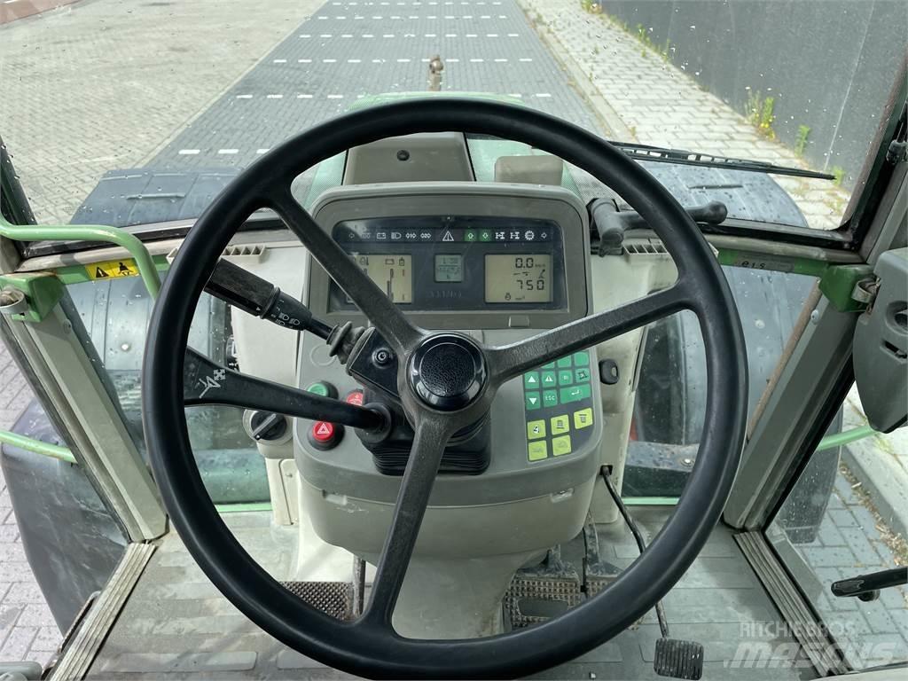 Fendt 711 Traktorer
