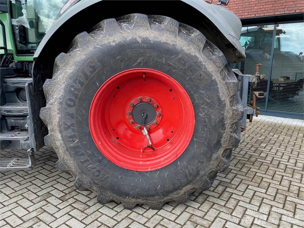 Fendt 826 Vario Traktorer